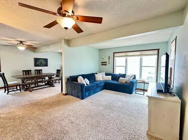 217 2nd ST S, Waterville, MN 56096