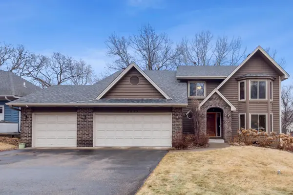 7273 Upper 136th ST W,  Apple Valley,  MN 55124