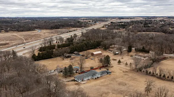 810 1st ST NW, Oronoco, MN 55960