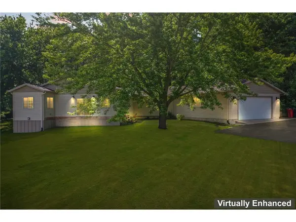 40543 Ryans Bay RD, Zumbro Falls, MN 55991
