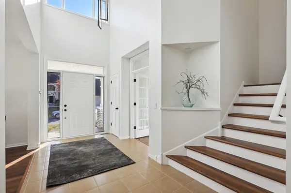 18958 Vogel Farm TRL, Eden Prairie, MN 55347