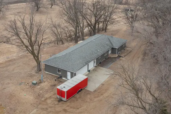 33800 550th AVE, Blooming Prairie, MN 55917