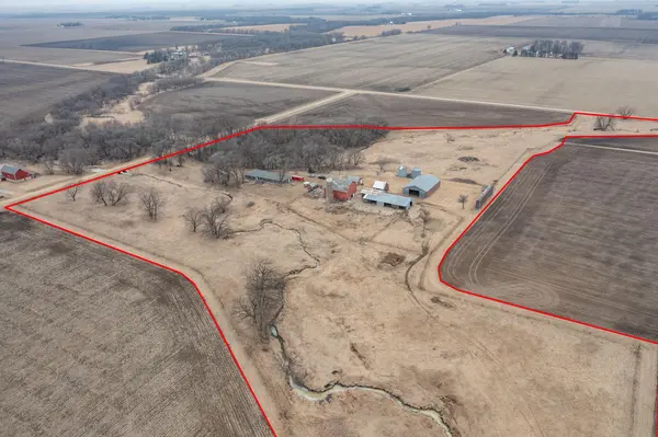 33800 550th AVE, Blooming Prairie, MN 55917