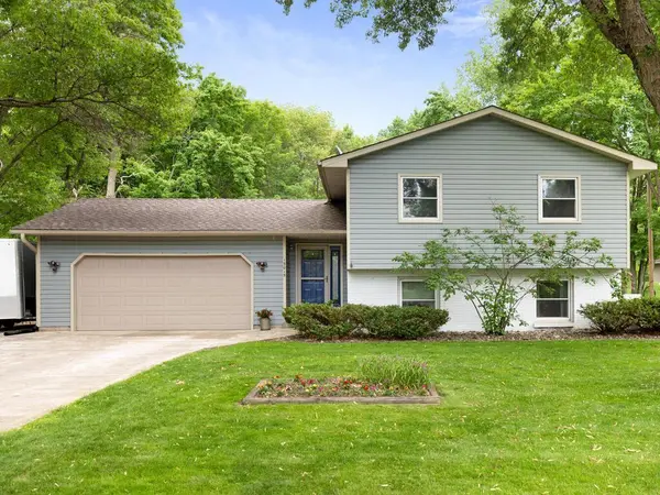 15015 W Vermillion CIR NE, Ham Lake, MN 55304