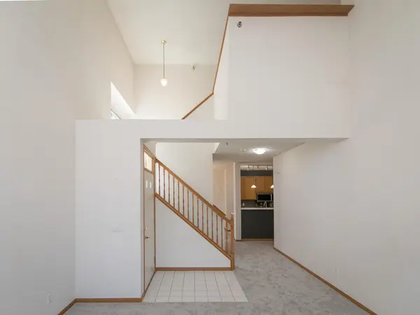 8456 Kimball DR, Eden Prairie, MN 55347