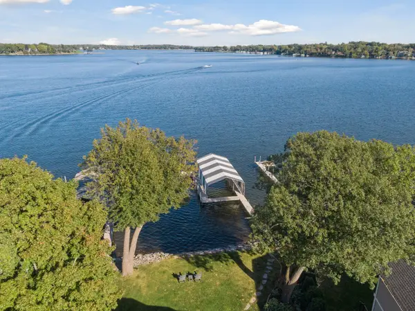 1990 Shadywood RD, Wayzata, MN 55391
