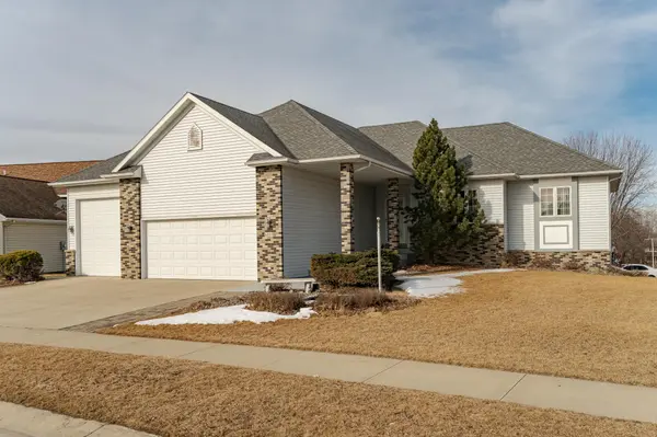 6013 Shetland DR NW, Rochester, MN 55901