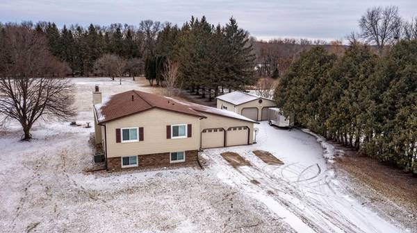 5332 Logan ST SE, Rochester, MN 55904