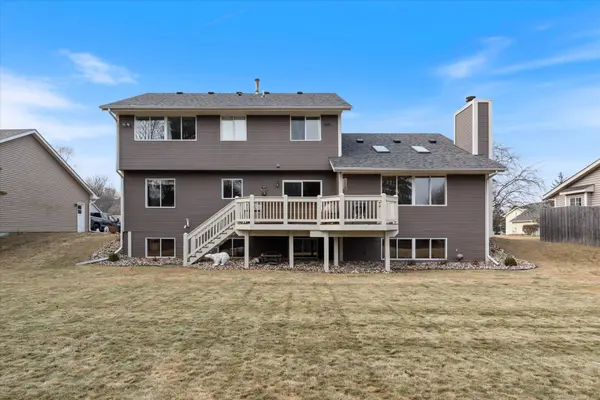 4088 Parkway Ponds LN, White Bear Twp, MN 55110
