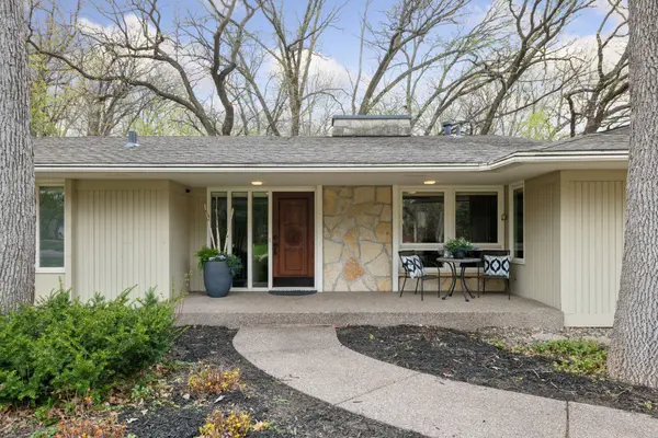 7008 Gleason RD, Edina, MN 55439