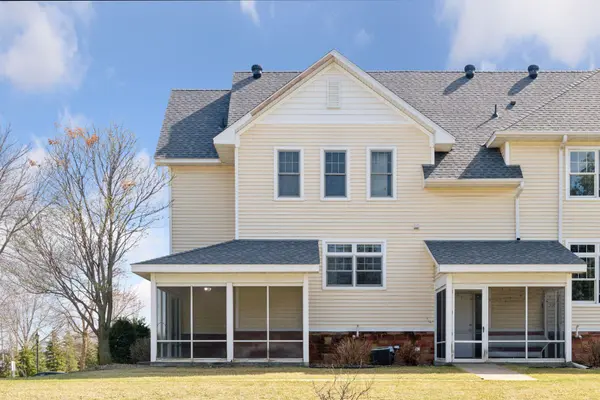 5710 Village TRL, Mound, MN 55364