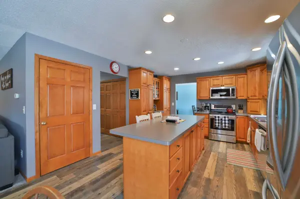 8403 Red Pine CIR, Baxter, MN 56425