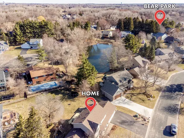 395 Bear AVE S, Vadnais Heights, MN 55127