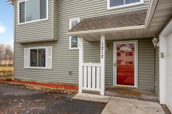 1212 Maple ST, Farmington, MN 55024