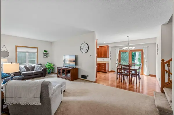174 Egret LN, Lino Lakes, MN 55014