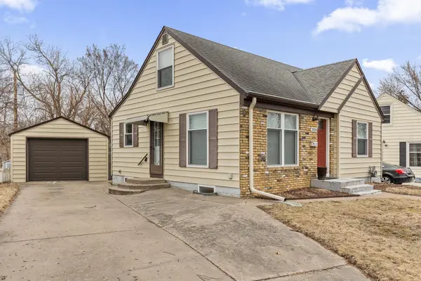 2924 Texa Tonka AVE, Saint Louis Park, MN 55426