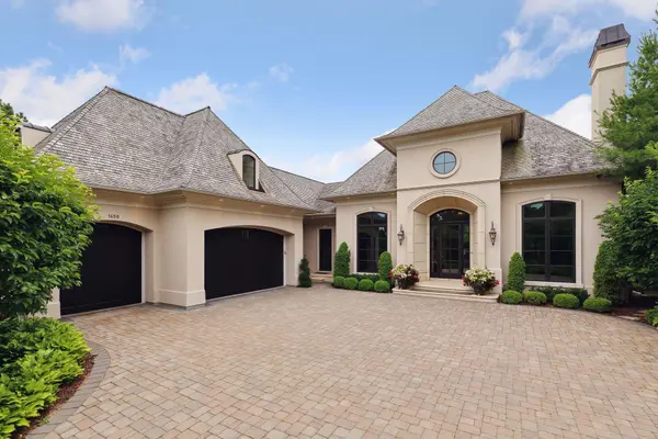 1650 Locust Hills PL, Wayzata, MN 55391