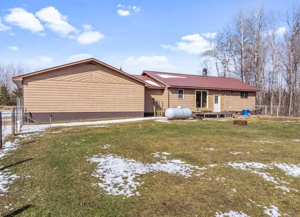 45372 Scenic HWY, Bovey, MN 55709