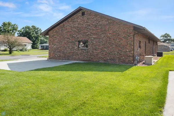 503 4th AVE N, Wahpeton, ND 58075