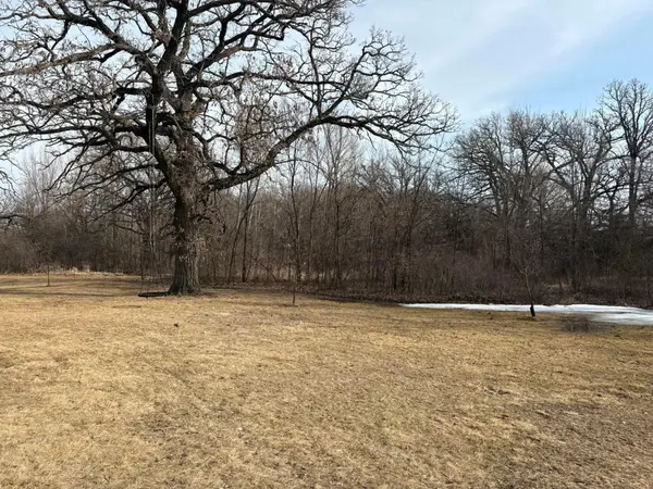 33920 98th ST, Waseca, MN 56093