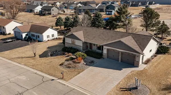 218 E Maple ST, Dover, MN 55929