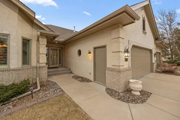10332 Hennepin Town RD, Eden Prairie, MN 55347