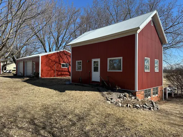 10874 690th AVE, Nunda Twp, MN 56029