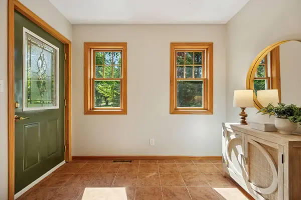 3745 Farmington RD, Minnetonka, MN 55305
