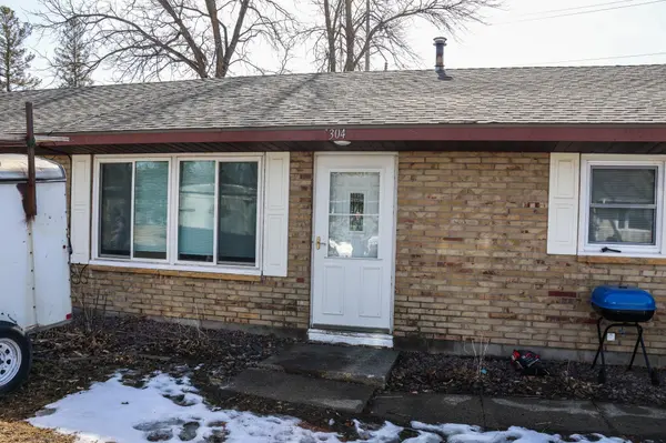 302 E Elmwood ST, Arlington, MN 55307