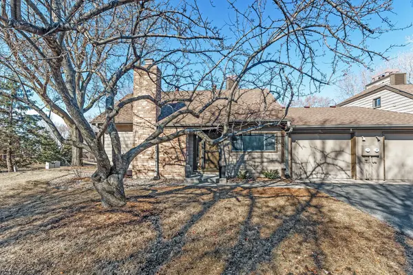 11578 Carriage CT, Eden Prairie, MN 55344
