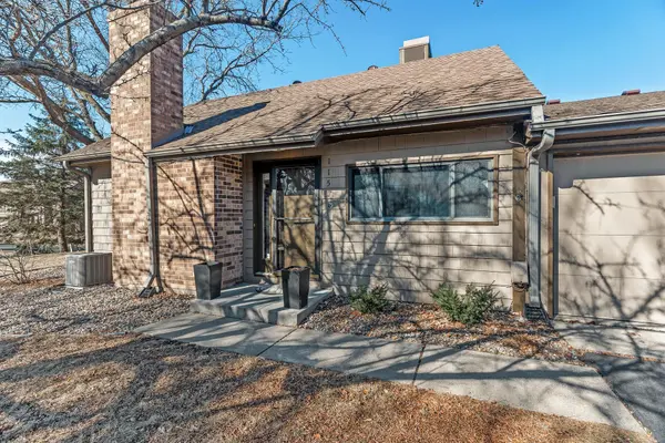 11578 Carriage CT, Eden Prairie, MN 55344