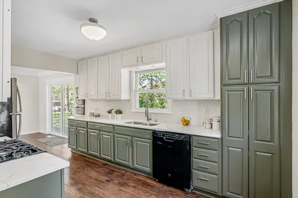 4876 Bartlett BLVD, Mound, MN 55364