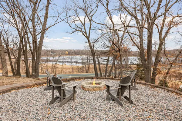 9032 W Bush Lake RD, Bloomington, MN 55438