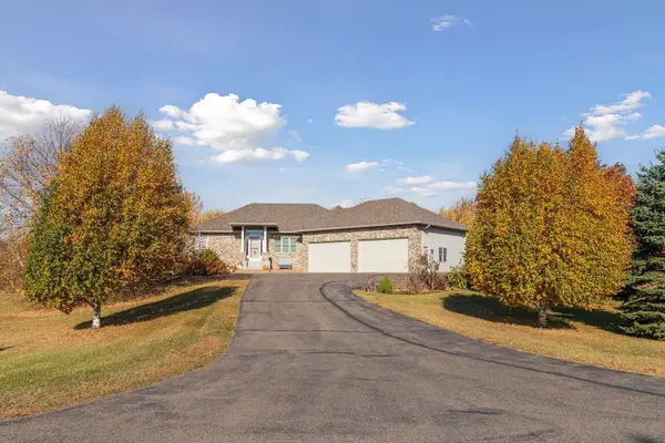 18712 Fontana ST, Wyoming, MN 55092