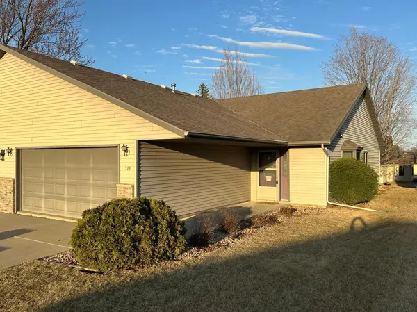 575 Zumbrota AVE, Zumbrota, MN 55992