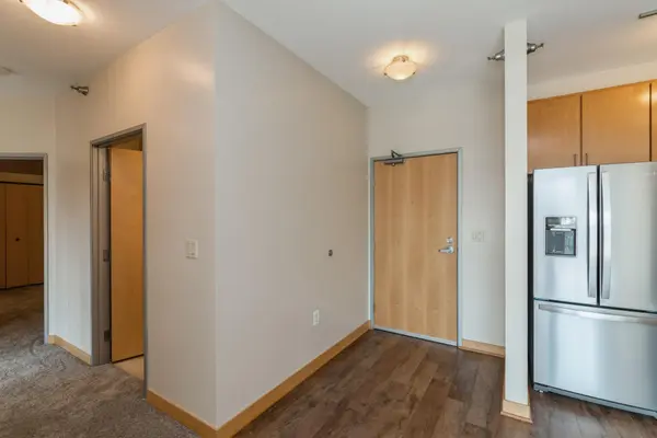 2600 University AVE SE #401, Minneapolis, MN 55414