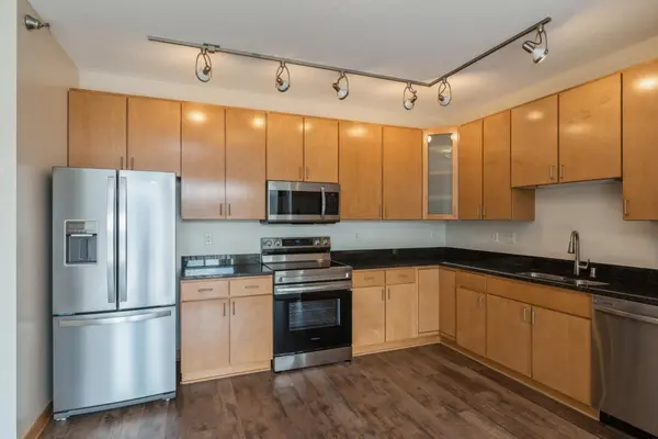 2600 University AVE SE #401, Minneapolis, MN 55414