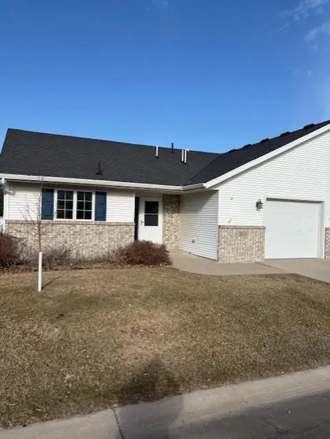 316 Valley View DR SE,  Willmar,  MN 56201
