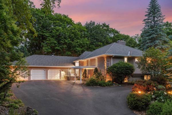 19435 Cottagewood RD, Excelsior, MN 55331