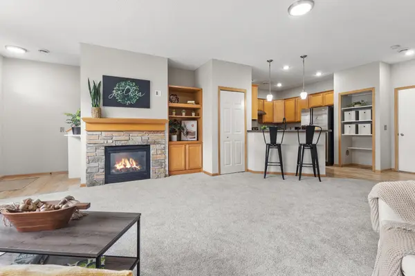 3490 Cherry LN #C, Woodbury, MN 55129