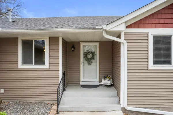 25377 Eureka AVE, Wyoming, MN 55092