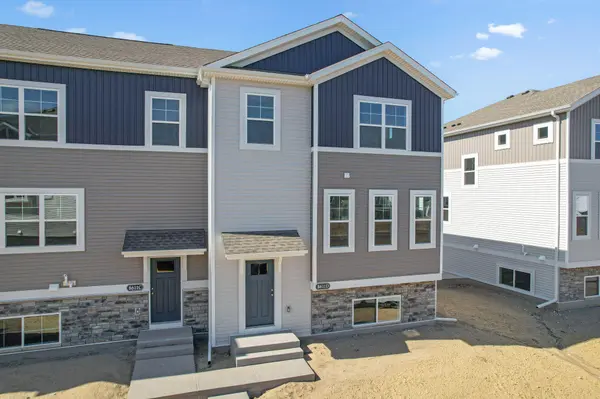 8611 London CIR NE #D, Blaine, MN 55449