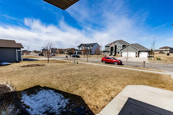 1597 Johnson DR S, Moorhead, MN 56560