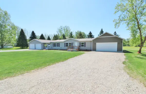 6304 Chickadee LN SW, Alexandria, MN 56308