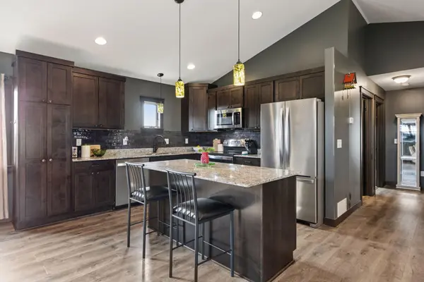 220 Aspen DR, Somerset, WI 54025