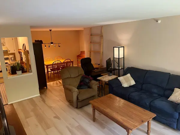 5643 Green Circle DR #115, Minnetonka, MN 55343