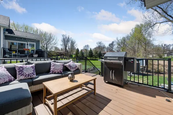 1519 80th ST, Victoria, MN 55386