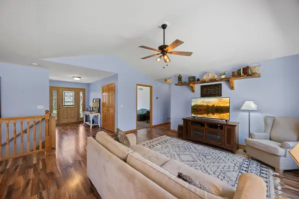 9527 253rd AVE NW, Zimmerman, MN 55398