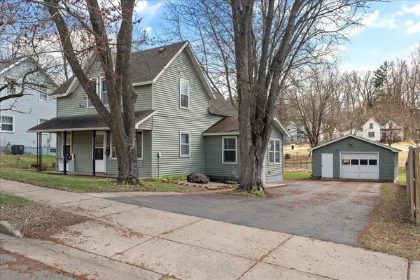 1216 14th AVE E, Menomonie, WI 54751