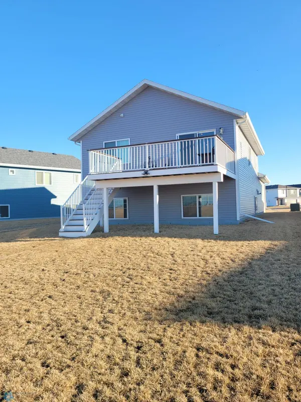 6008 78th AVE S, Horace, ND 58047